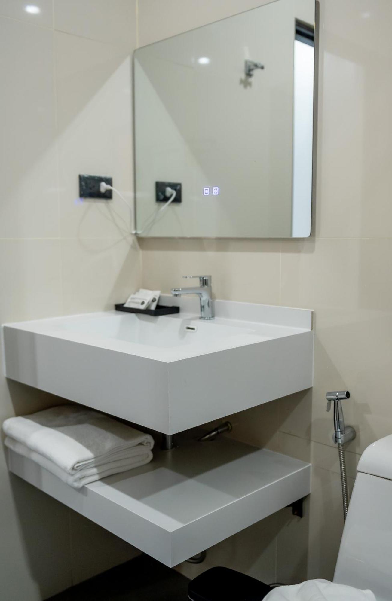 TOBEDzZ HOTEL Ranong Zewnętrze zdjęcie